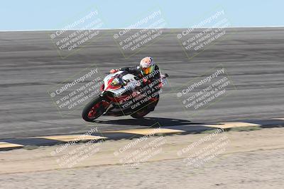 media/Oct-13-2025-Moto Forza (Mon) [[a66d839500]]/4-C Group/Session 2 (Bowl)/